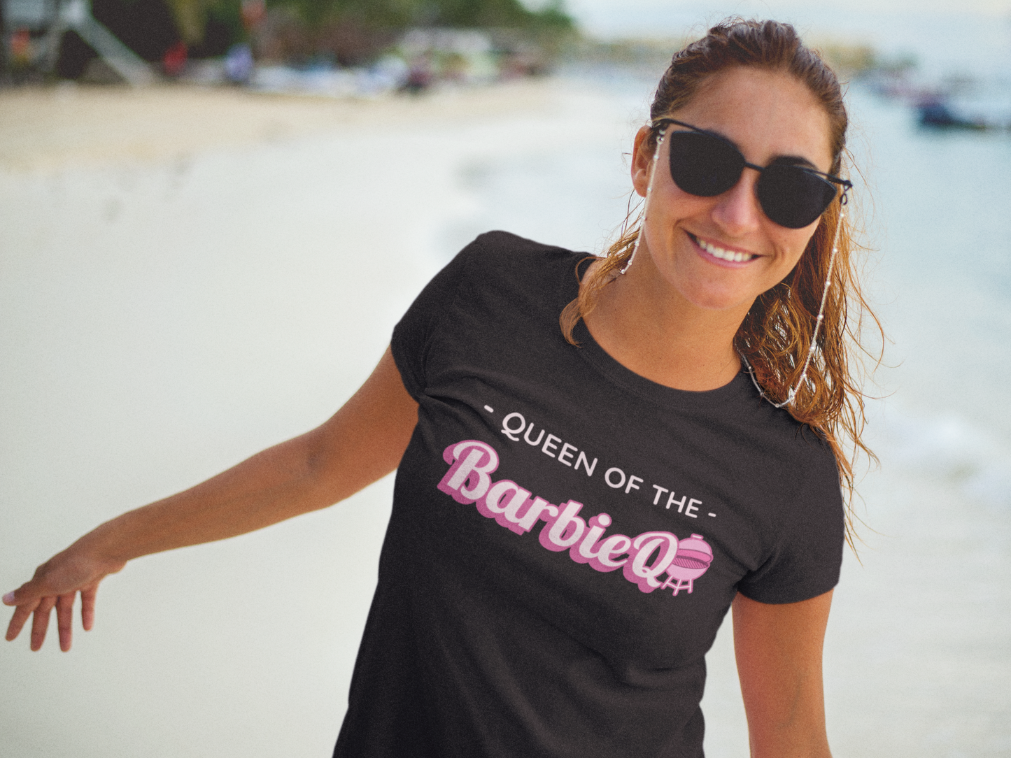 Queen of Barbie Q || Classic Organic Shirt Frauen